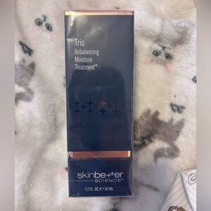 Skinbetter Science Trio Rebalancing Moisture Treatment